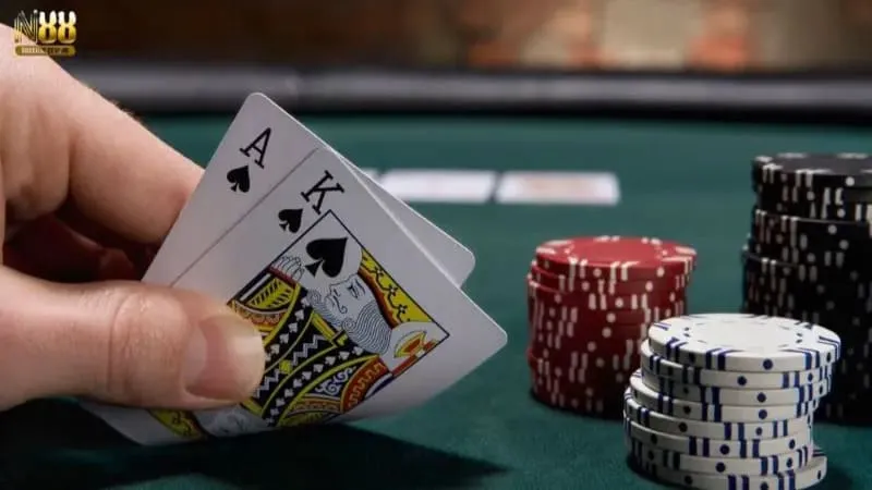 Kinh Nghiệm Chơi Poker Giúp Ngư Thủ Có Thể Lĩnh Tiền Tỷ Về Tay Kinh nghiệm chơi Poker biết cách tố bài